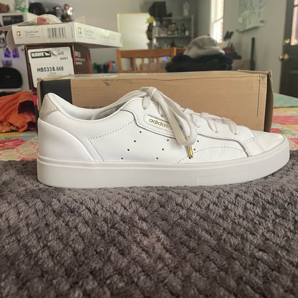 Addidas Womens sneakers.